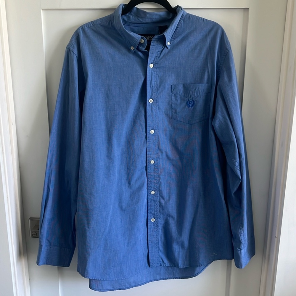 Chaps men’s dress shirt Sz Large. Blue excellent condition